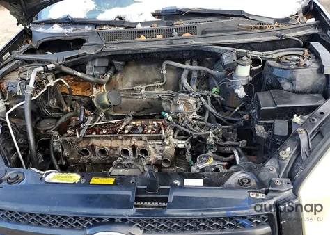 2004 Toyota Rav4 z USA, uszkodzony, nr VIN JTEHD20V646004650